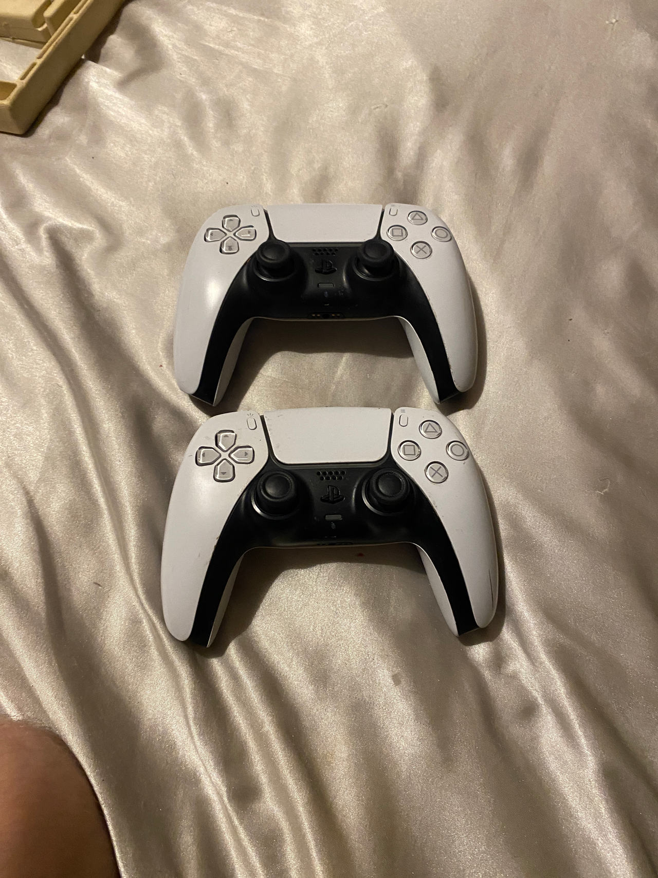 PlayStation 5 DualSense Wireless Controller