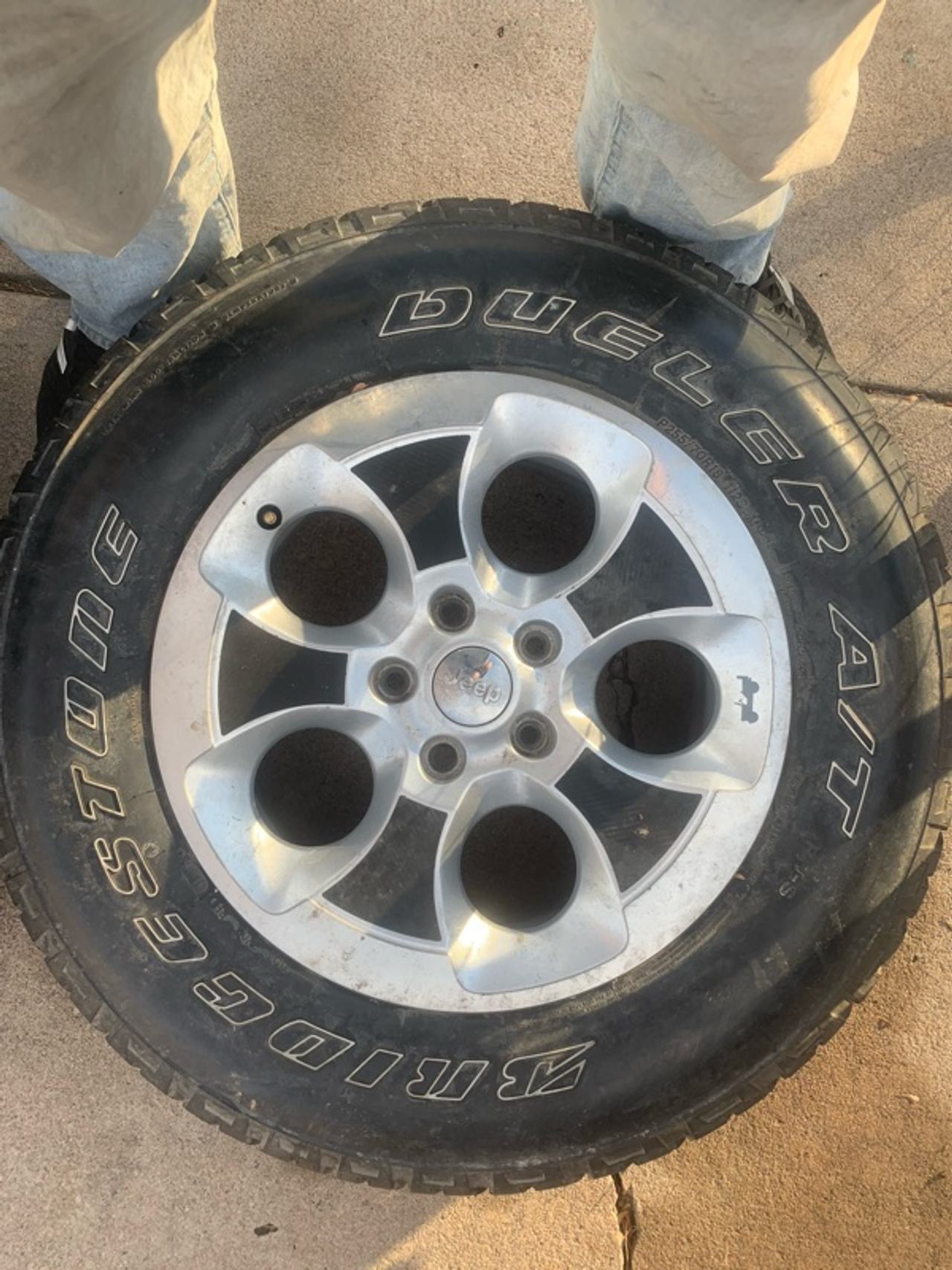 Jeep Wrangler Sahara 18" OEM Wheel Rim