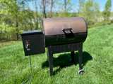 Traeger Junior Elite 20 Wood Pellet Grill - Image 2