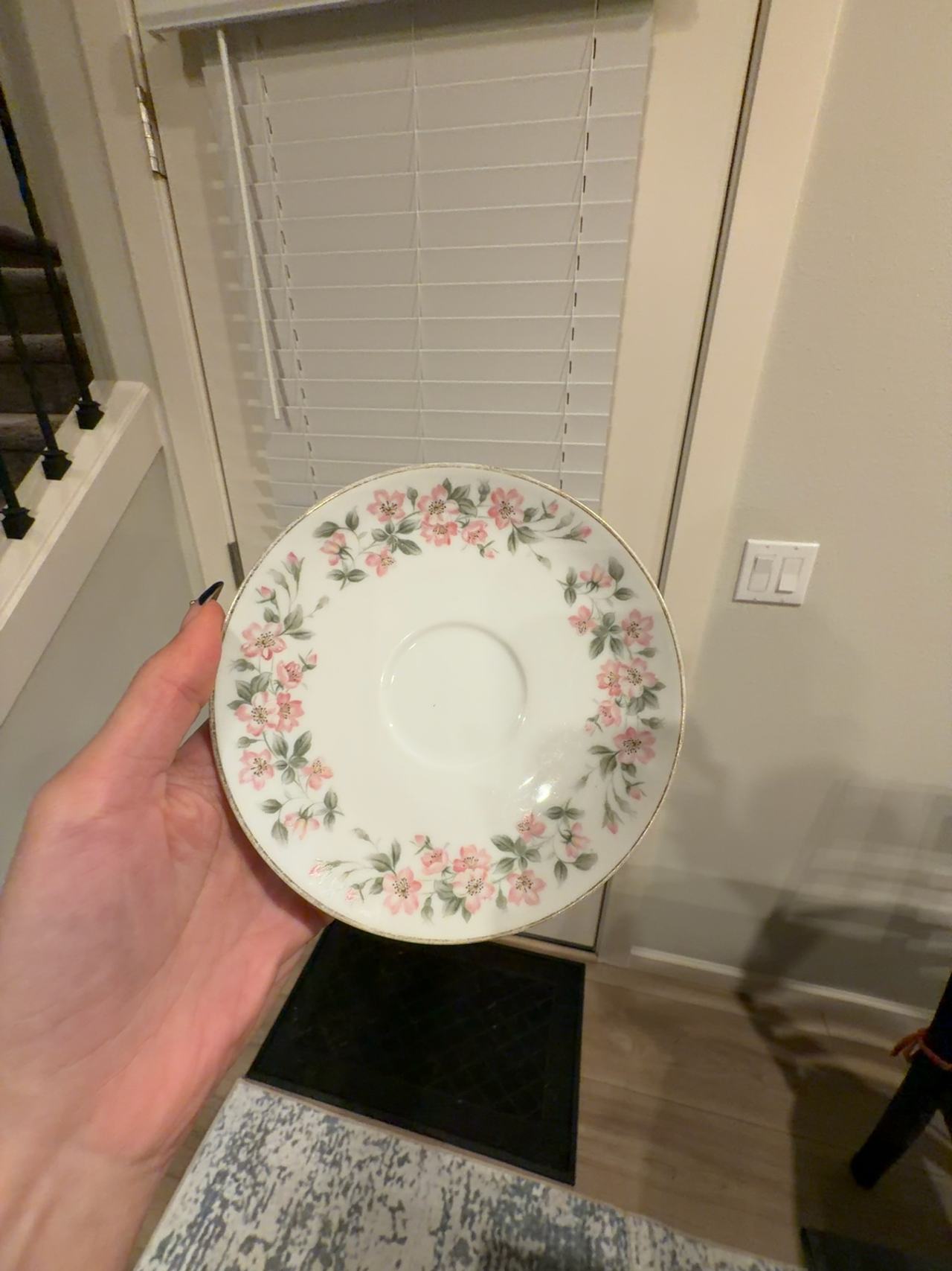 Noritake 5415 Tea Cup and Saucer – Peach Flowers Green & Gray Leaves