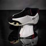 Air Jordan 14 Retro Black Toe 2006 - Image 3