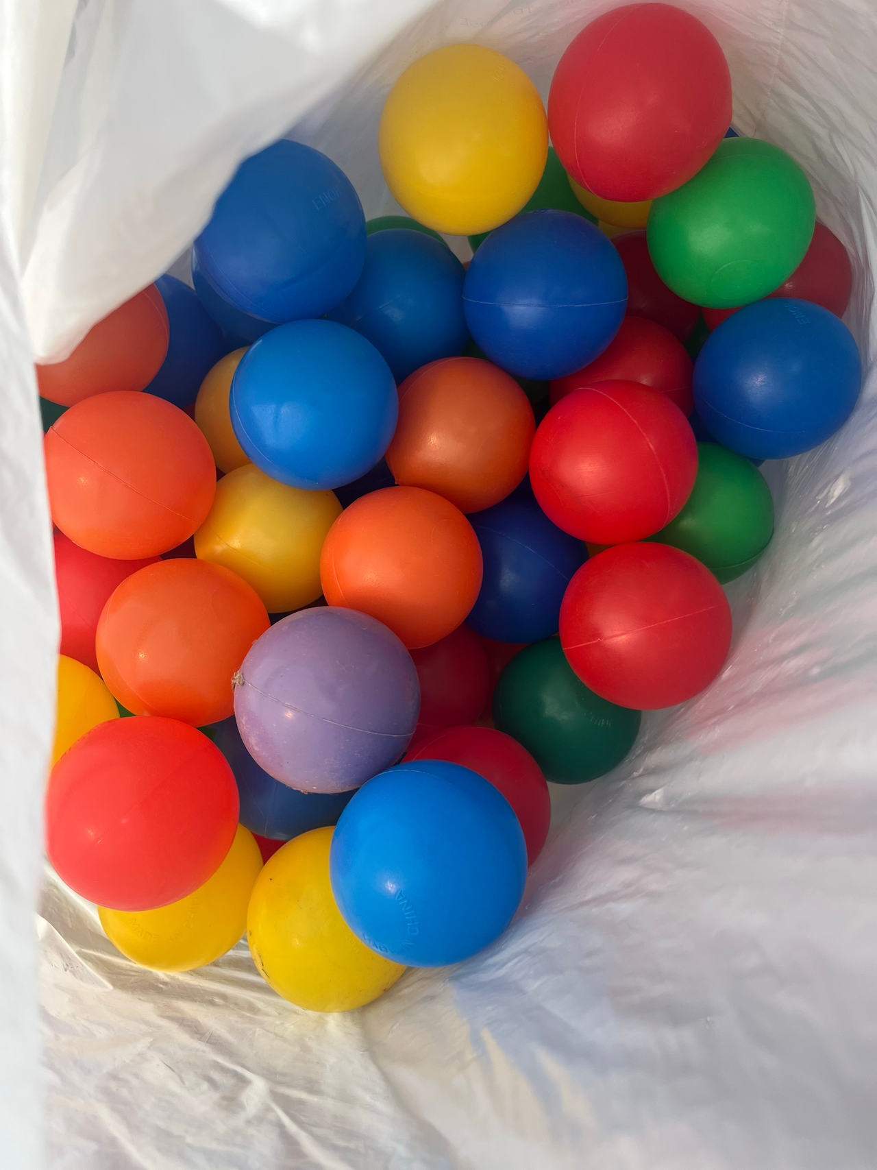 Plastic Ball Pit Balls