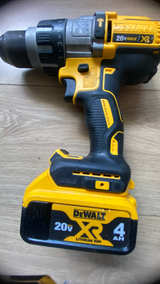 DeWalt 20V MAX XR Cordless Drill - Image 2