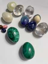 Vintage Stone Egg Collection Crystal Paperweights Decorative Mineral Lot - Image 5