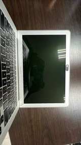 Apple MacBook Air 13-inch (2017) - Image 2