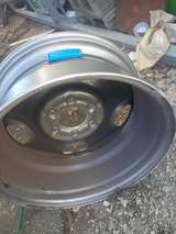 Ford Crown Victoria 17" Steel Wheel - Image 1