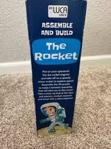 The Rocket Giant 3D Puzzle and Book - Image 2