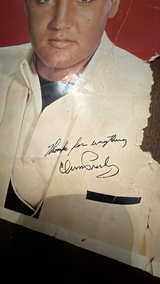 Elvis Presley SIGNED autographed LP cover - Image 2