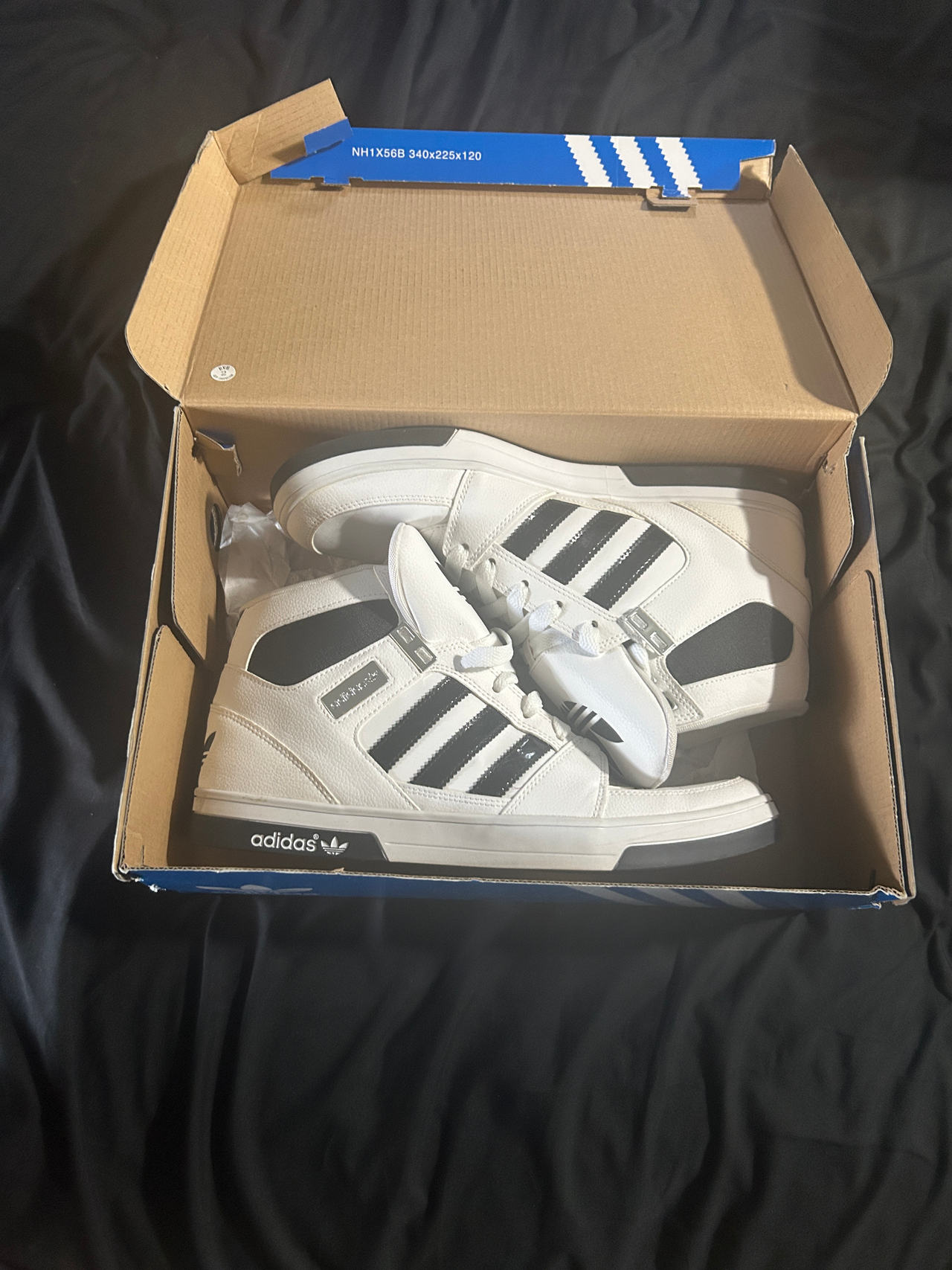Adidas Hoops 2.0 Mid