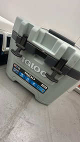 Igloo Marine Ultra  hieleras 30$ and 35$ - Image 4