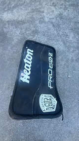 Heaton Helite M3000 Goalie Glove Blocker - Image 2
