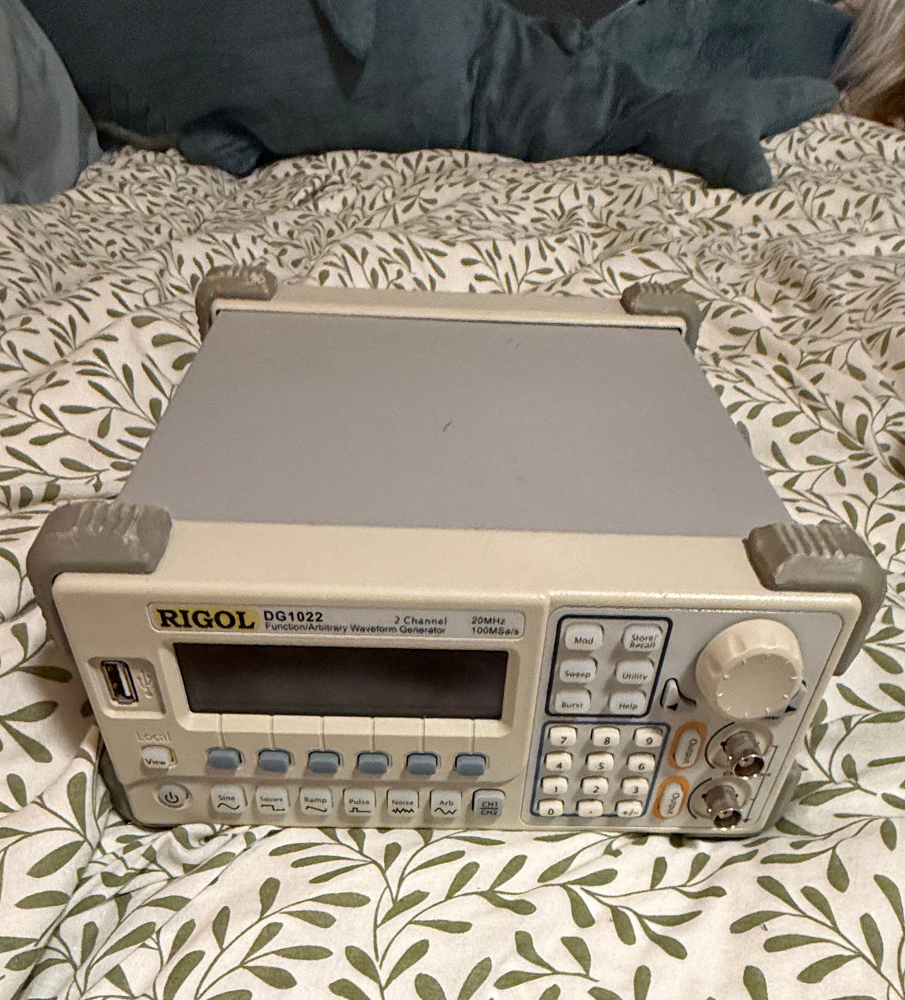 Rigol DG1022 Function/Arbitrary Waveform Generator