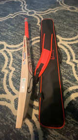 CA Gold Cricket Bat with case - Image 3
