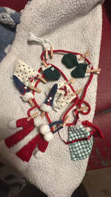 Avon Santa Claus Clothesline Garland - Image 3