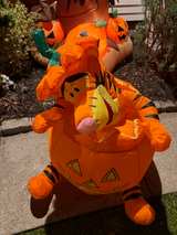 Gemmy Disney Inflatable Tigger Pumpkin 4ft HEAD DOES NOT STAY UP  - Image 7