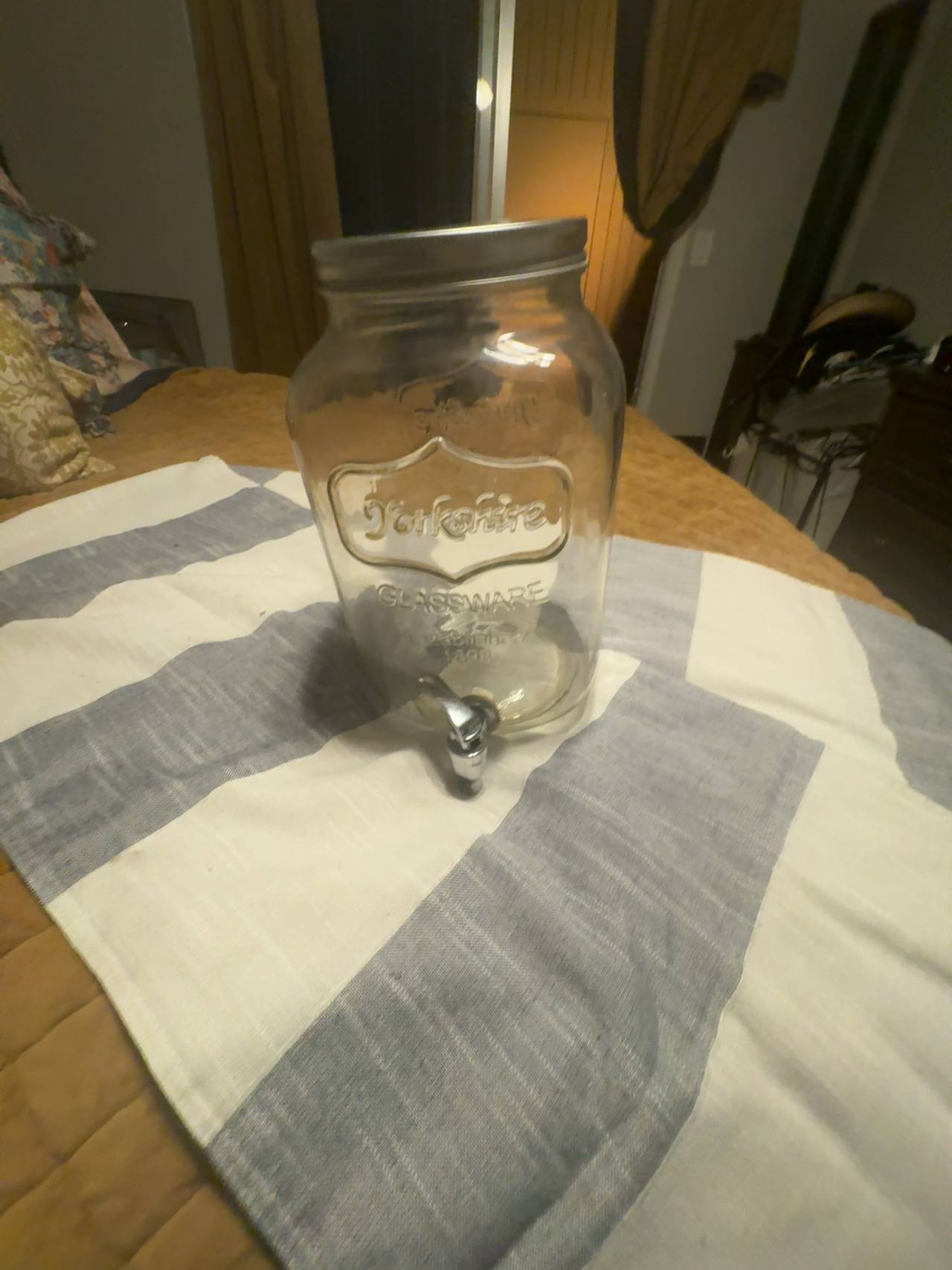 Yorkshire Glass 8L Beverage Dispenser