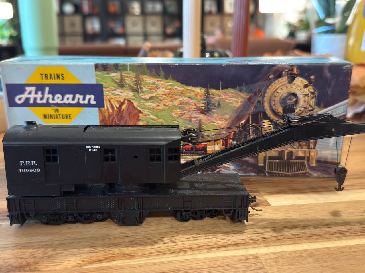 Athearn HO Scale 200-Ton Crane Pennsylvania RR #490900