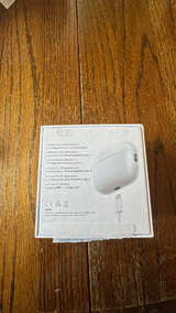 Apple AirPods Pro White - Image 4