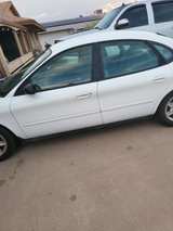Ford Taurus - Image 3