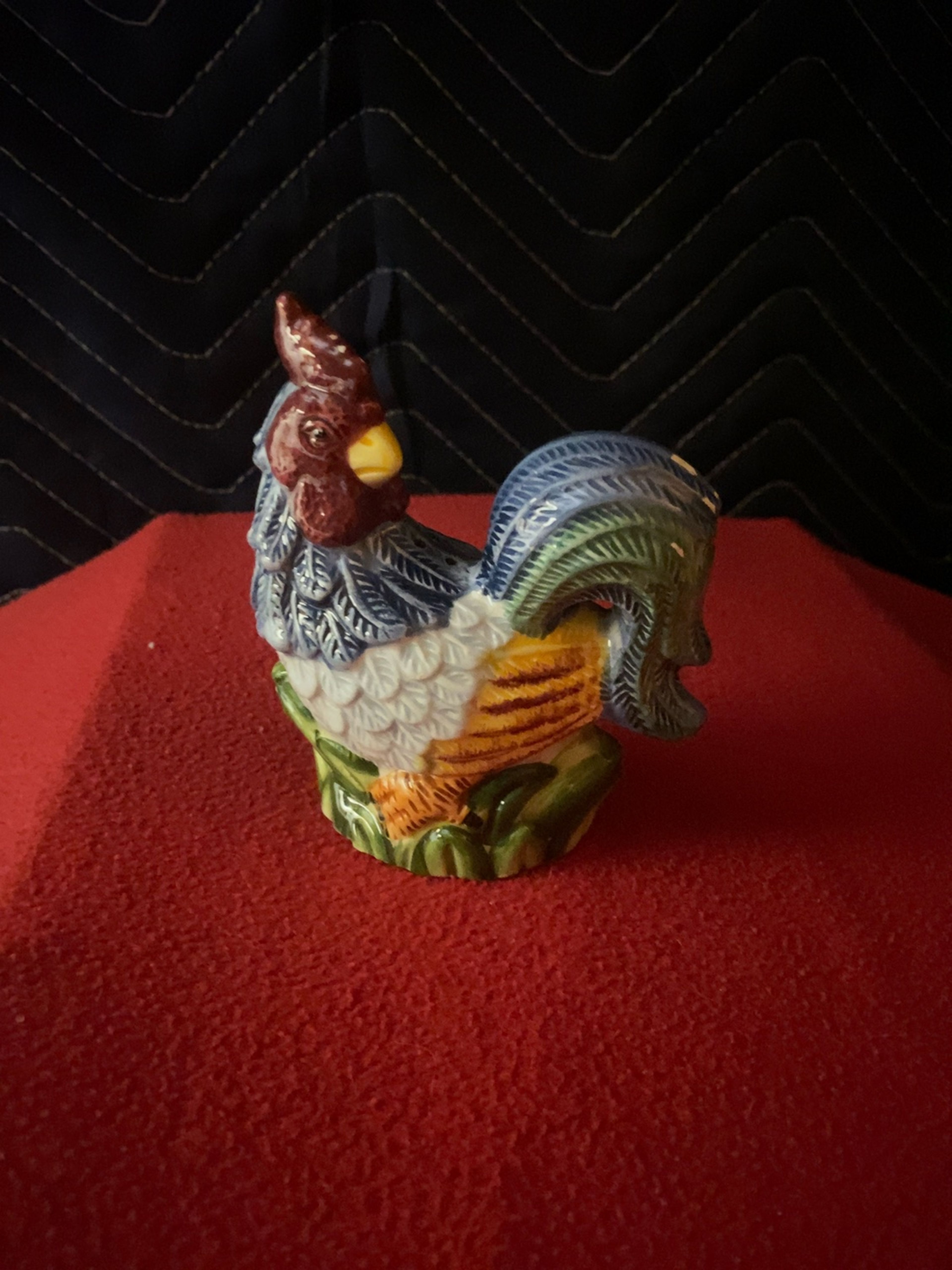 Jay Import Co Colorful Ceramic Rooster Salt and Pepper Shakers Set