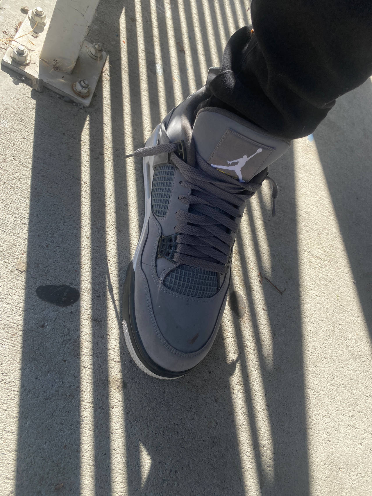 Air Jordan 4 Retro 'Cool Grey'