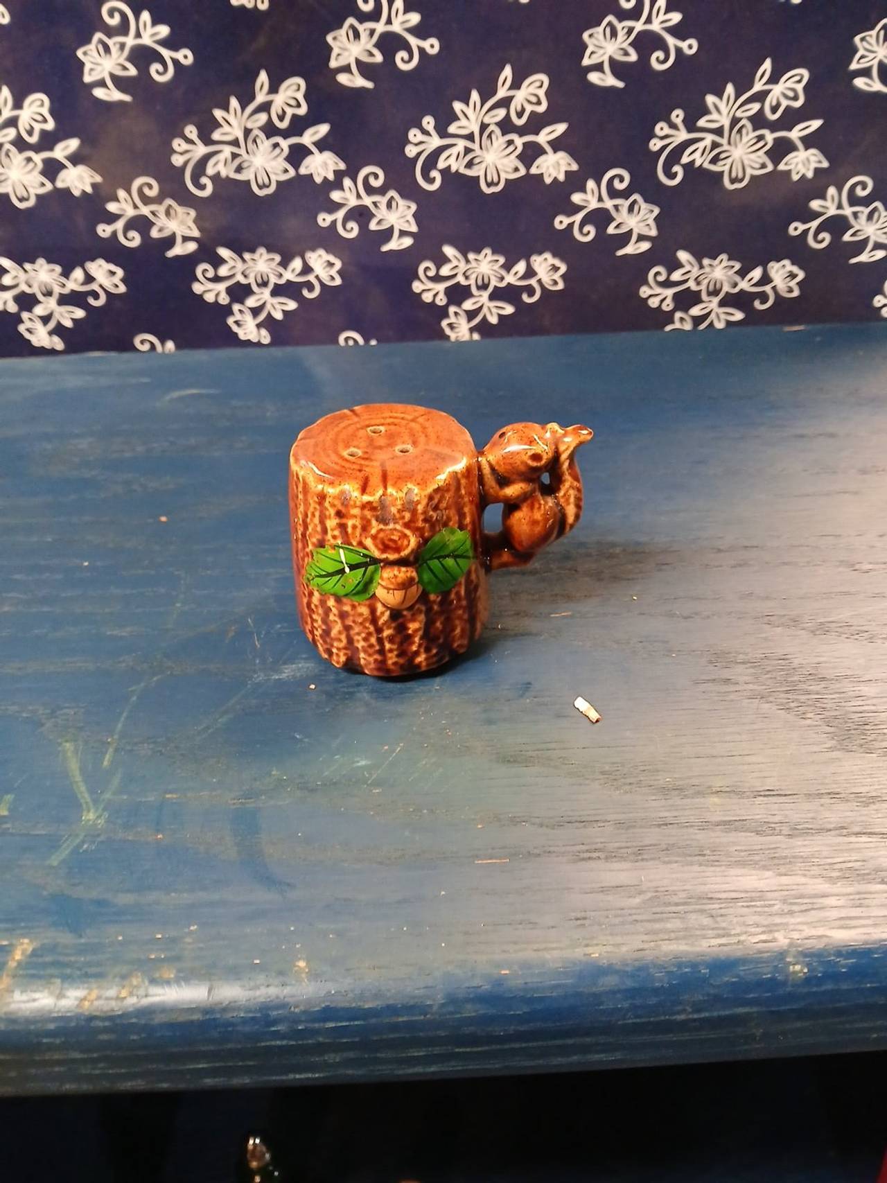 Vintage Squirrel on Tree Stump Ceramic Shaker