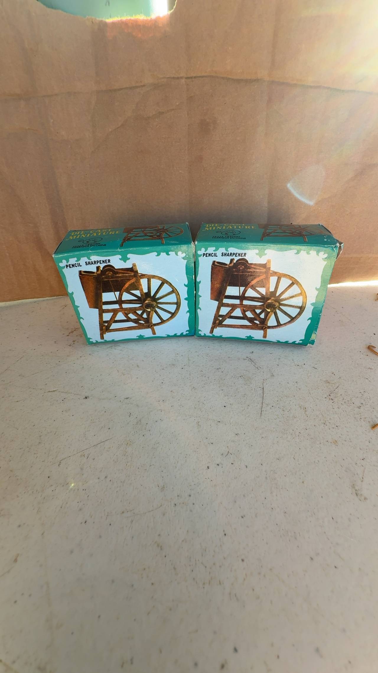Play Me Vintage Die-Cast Spinning Wheel Pencil Sharpener