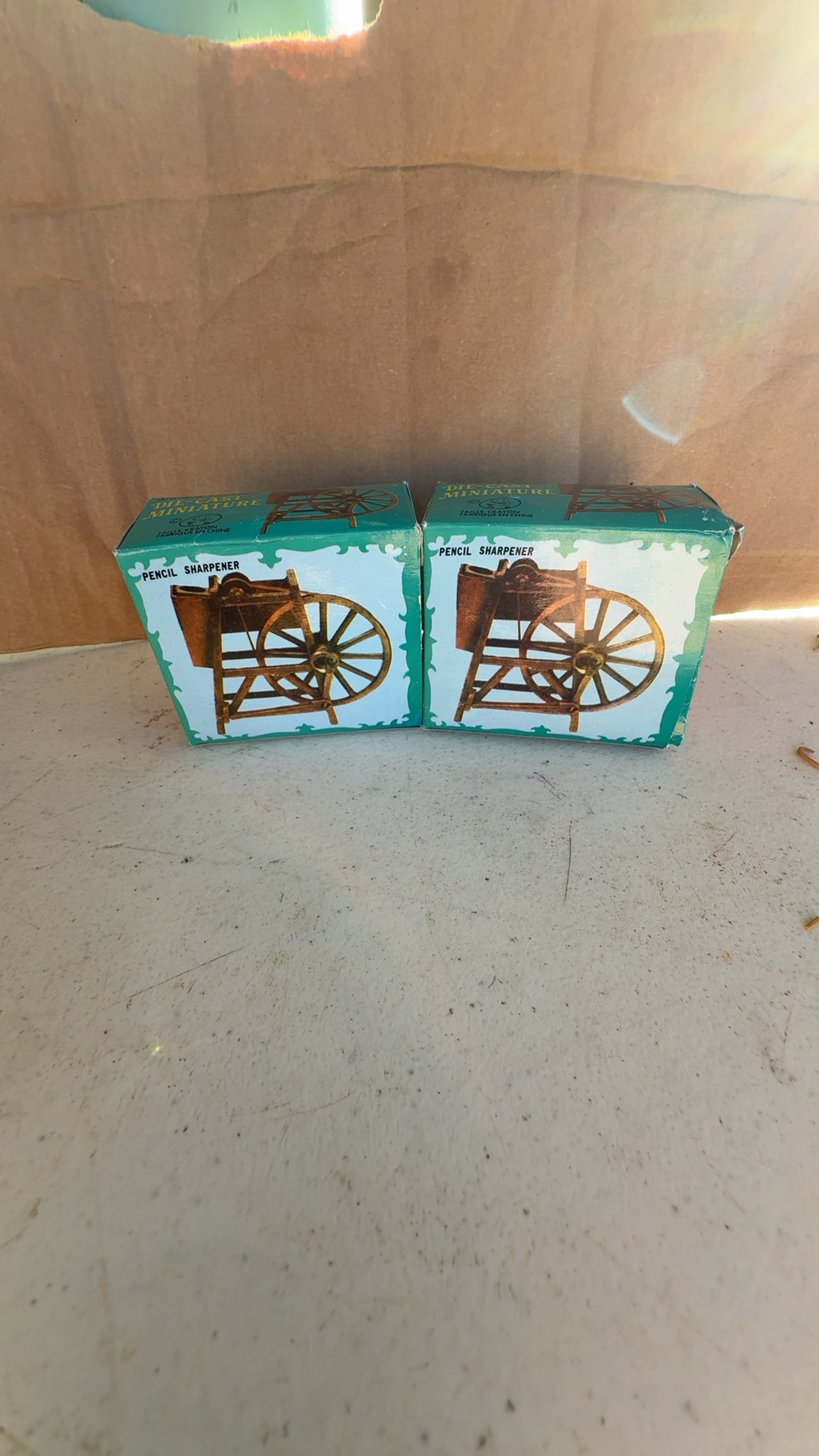 Play Me Vintage Die-Cast Spinning Wheel Pencil Sharpener