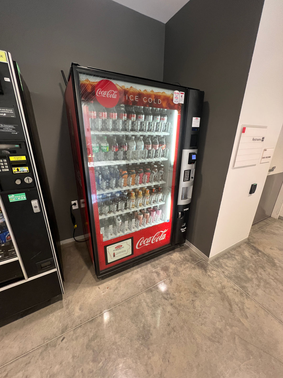 Coca-Cola Vending Machine