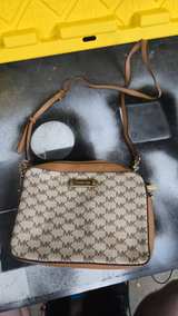 Michael Kors Jet Set Large East West Crossbody Bag - Image 2