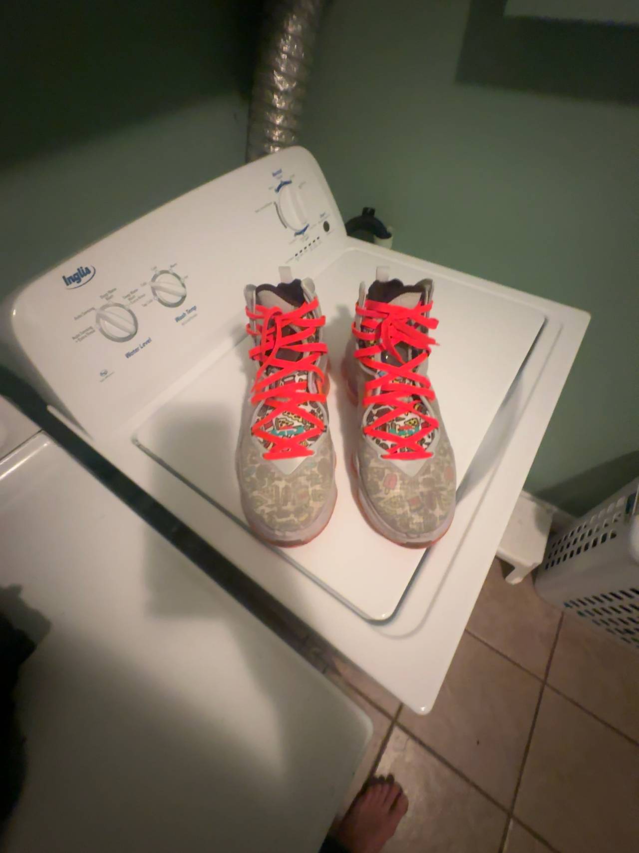 Nike LeBron 19 Fast Food Red/Gray
