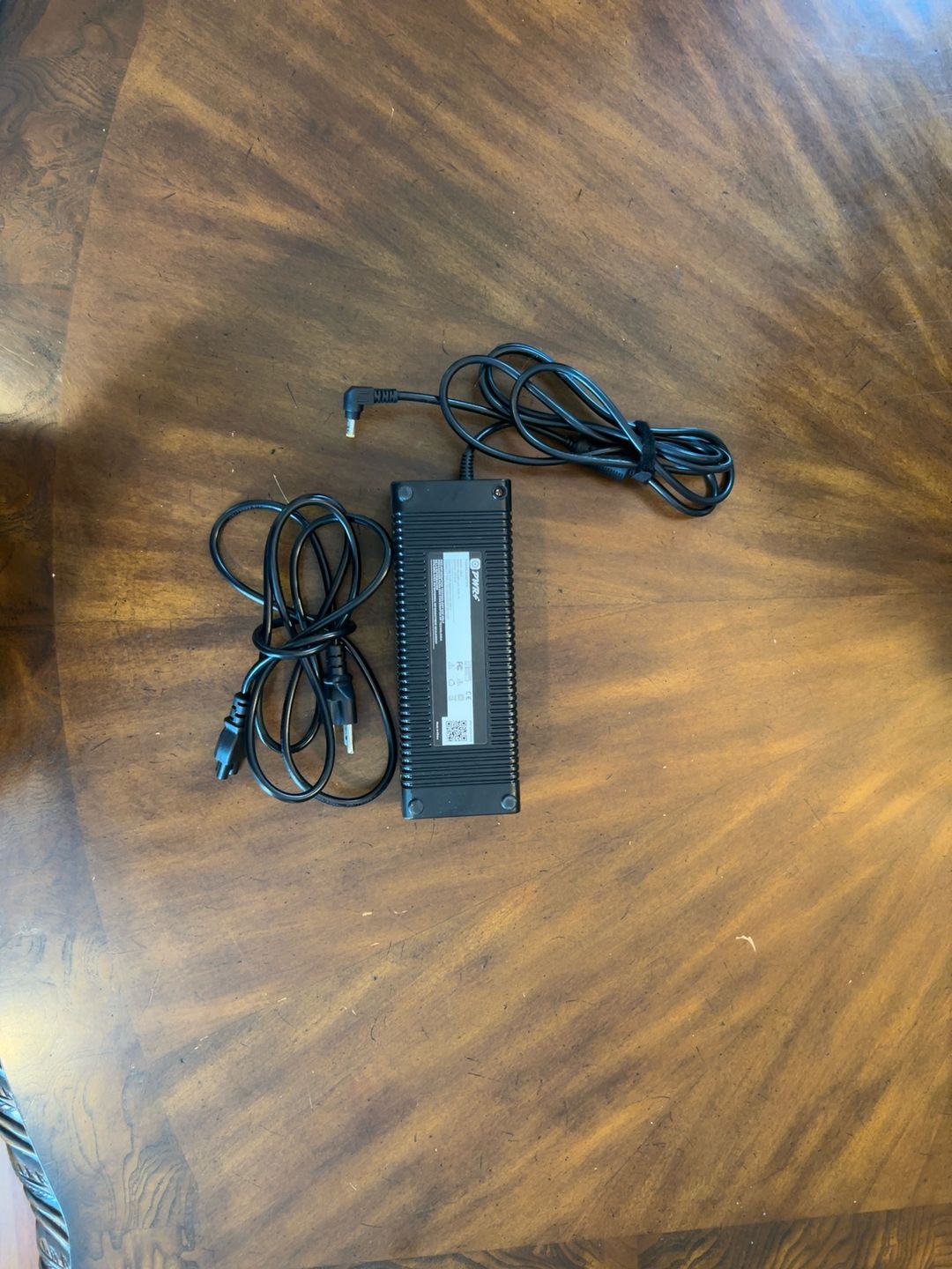 Mean Well GST280A15-C6P 15V 17A Power Adapter