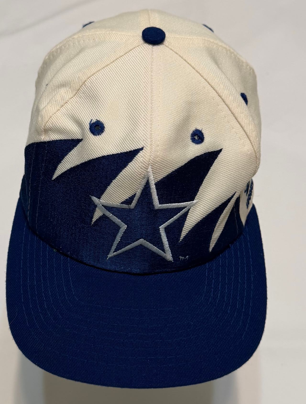 Vintage Logo 7 Dallas Cowboys Sharktooth Snapback Hat