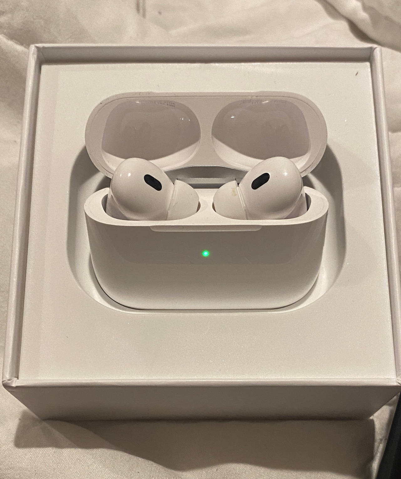 Apple AirPods Pro (2nd Generation)