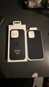 Apple iPhone 14 Pro Silicone Case with MagSafe - Black - Image 2