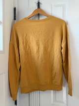The Beatles Yellow Sweatshirt Preowned Size Small  - Image 3