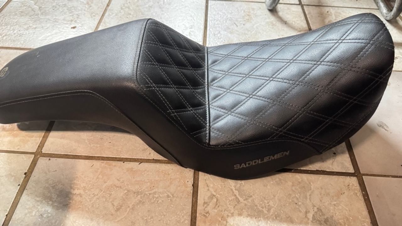 Saddlemen SDC Pro Series Seat Black Lattice Stitch