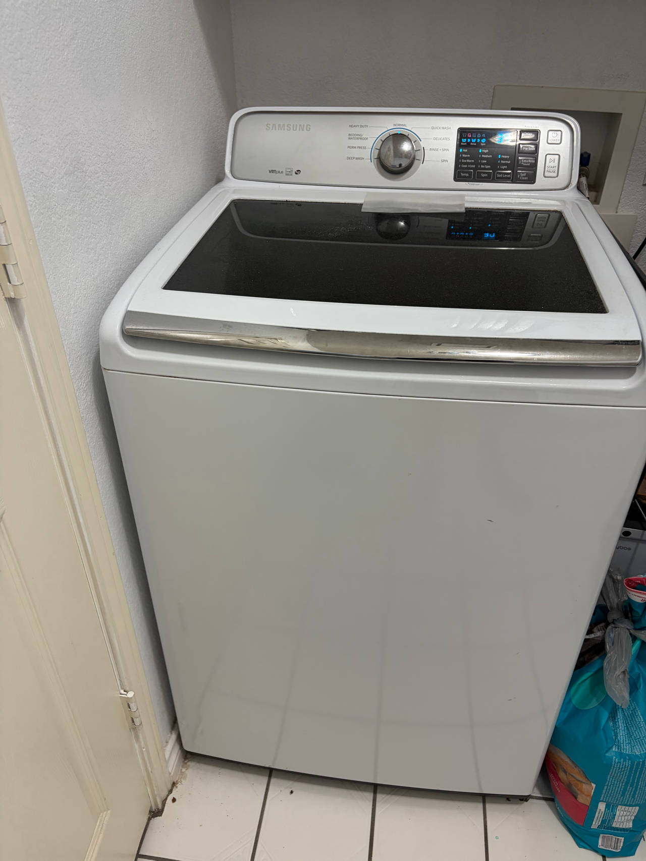 Samsung 5.0 cu. ft. Top Load Washer with Super Speed Wash