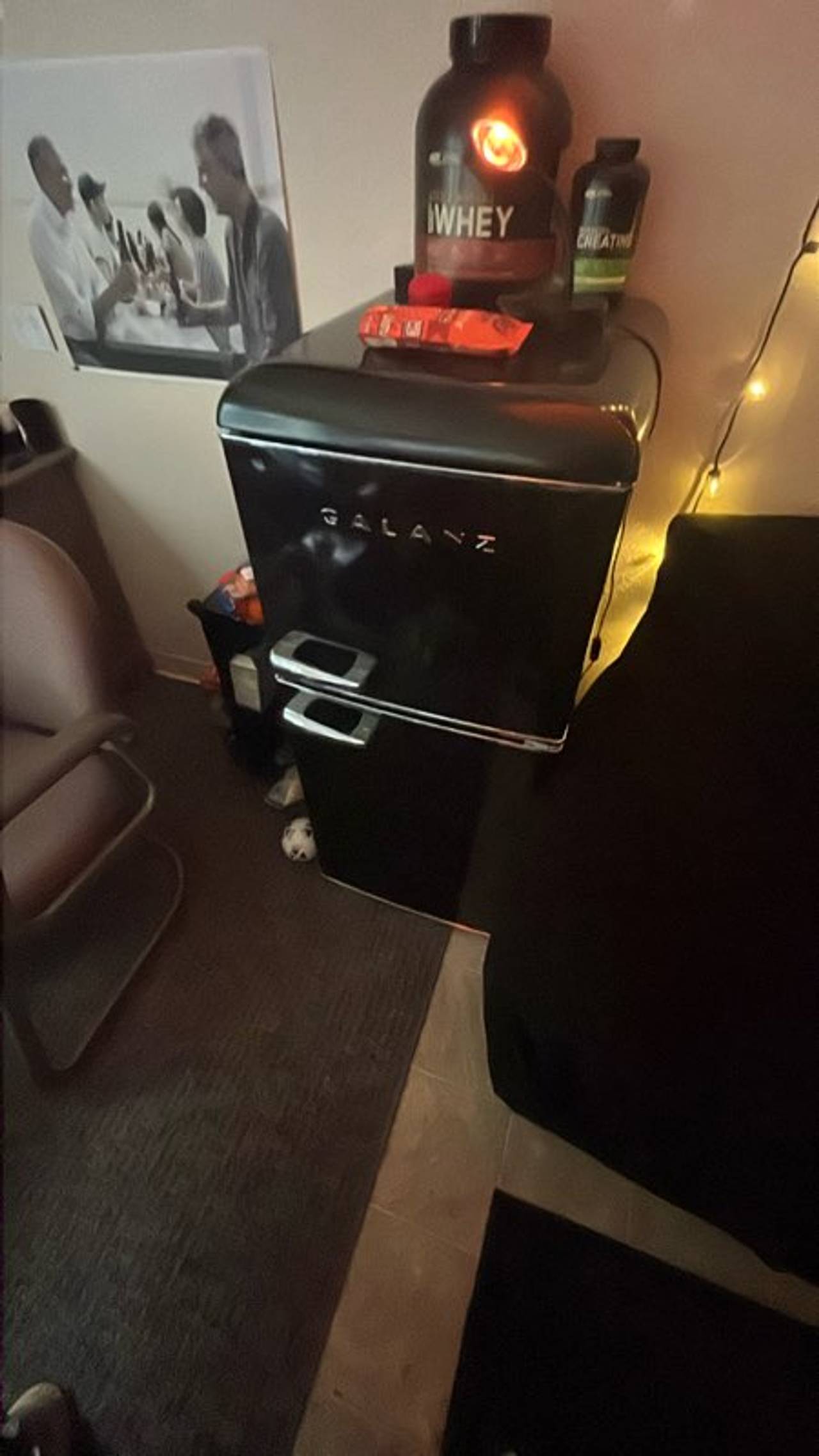 Galanz Retro Compact Refrigerator