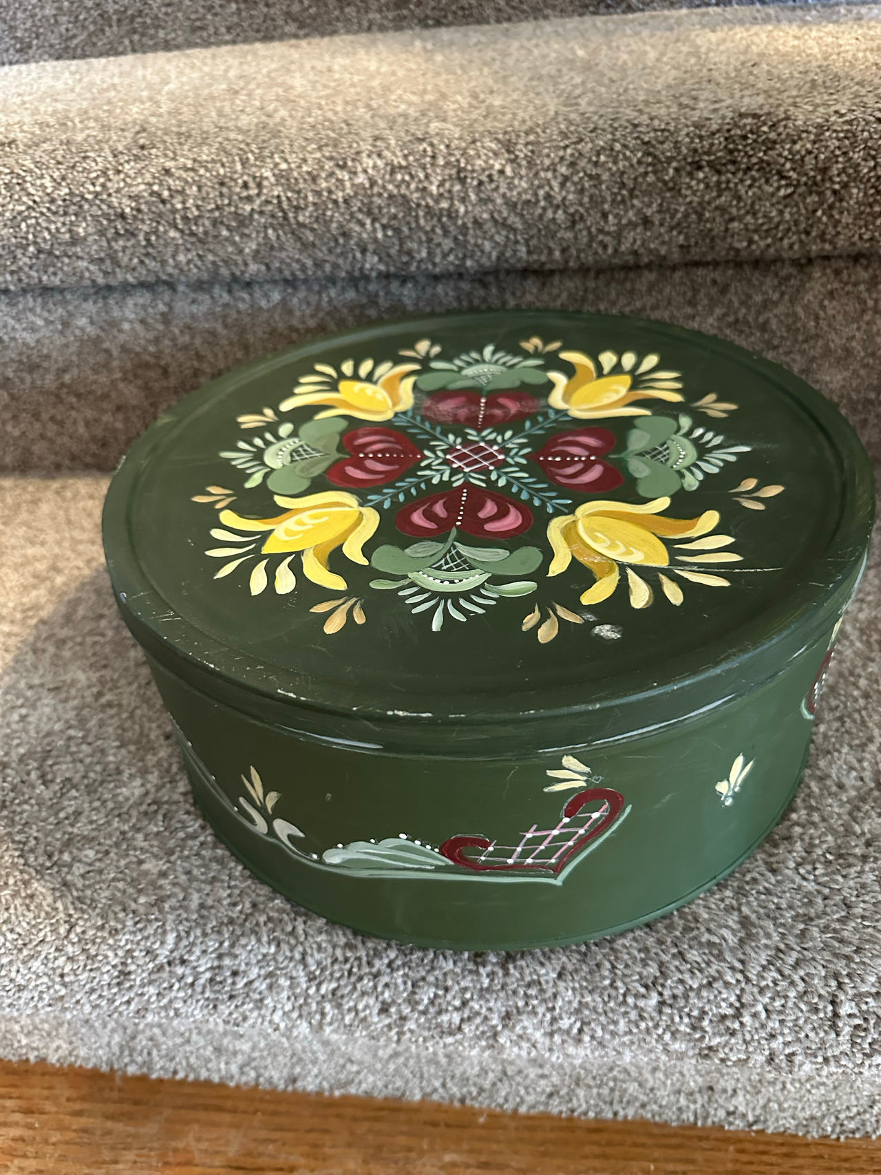 Vintage Rosemaling Hand Painted Metal Tin