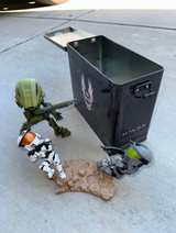 Halo 3 Master Chief figure, Spartan Figures and  ammo Tin - Image 4