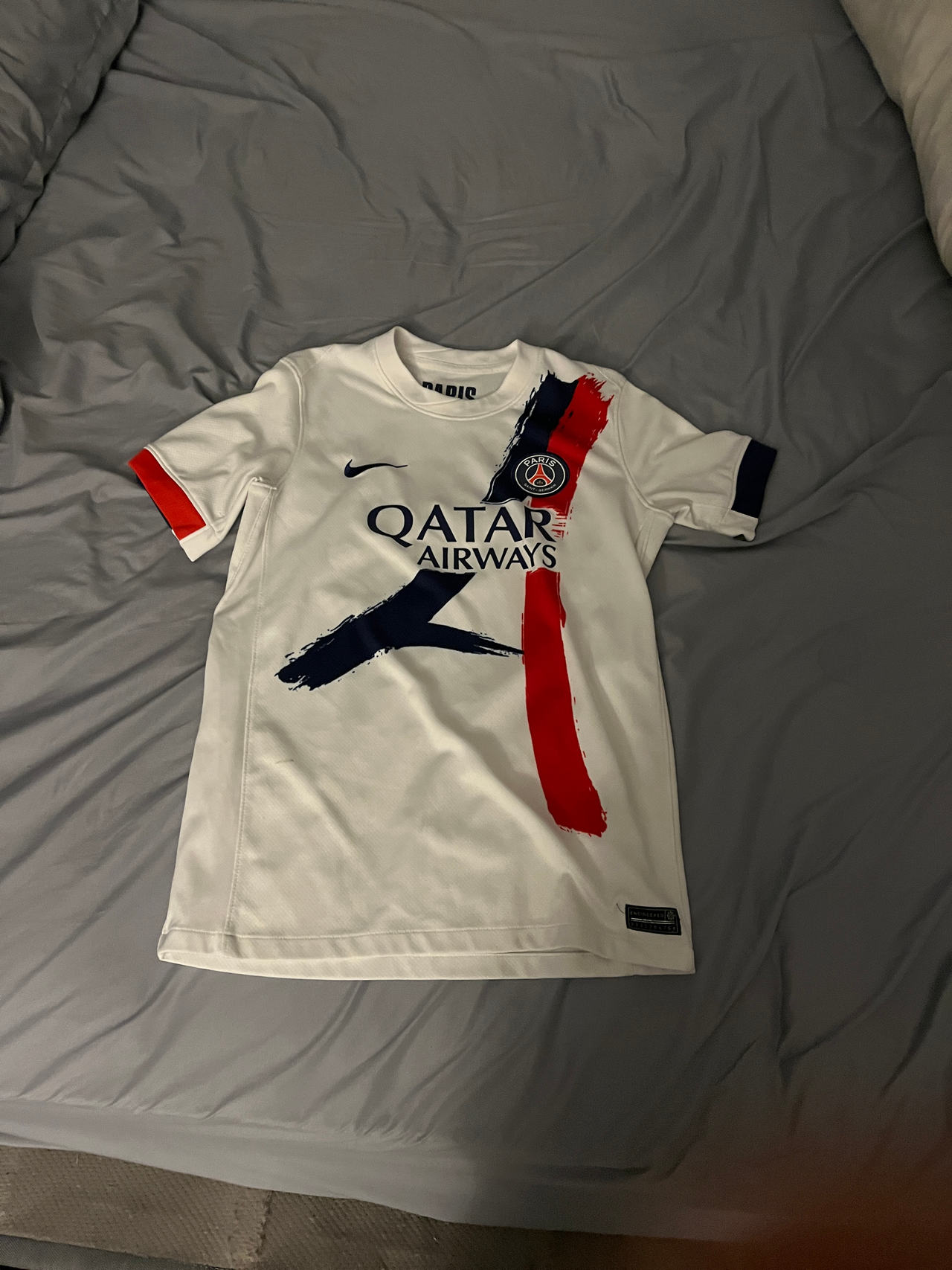 Paris Saint-Germain Away Jersey 2022/23