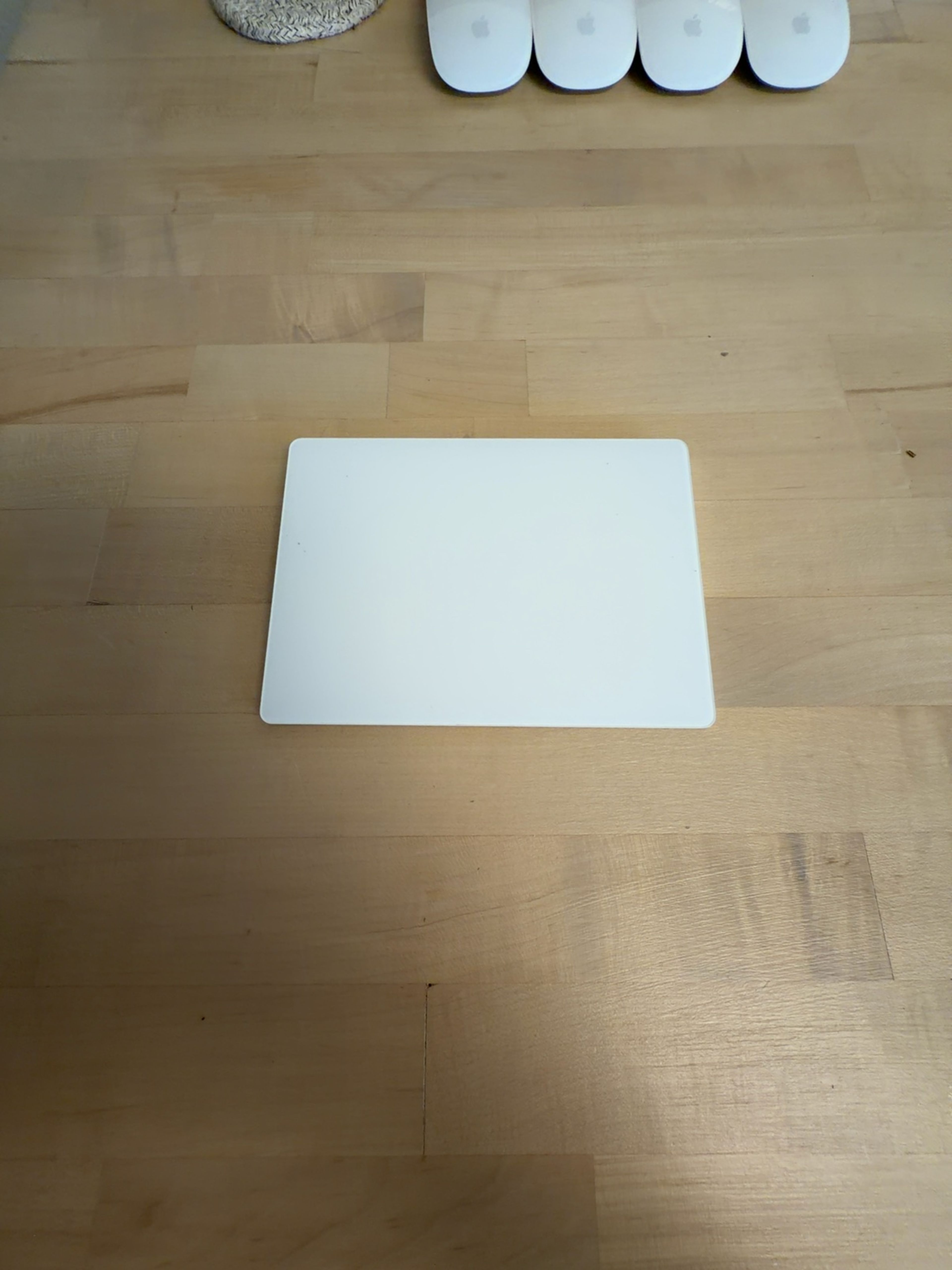 Apple Magic Trackpad 2 White