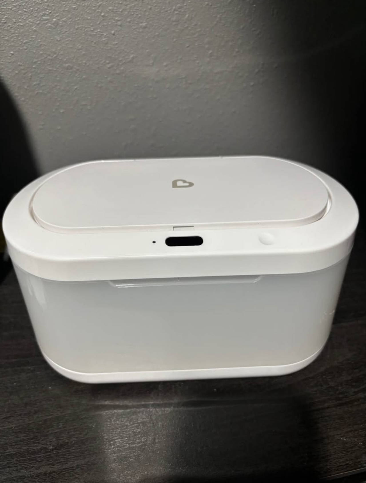 Munchkin touch free wipe warmer 