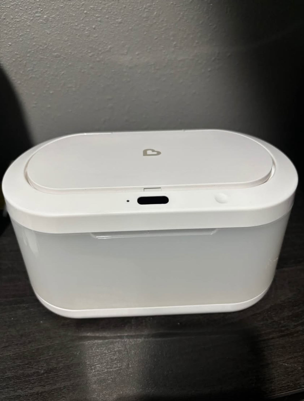 Munchkin touch free wipe warmer 