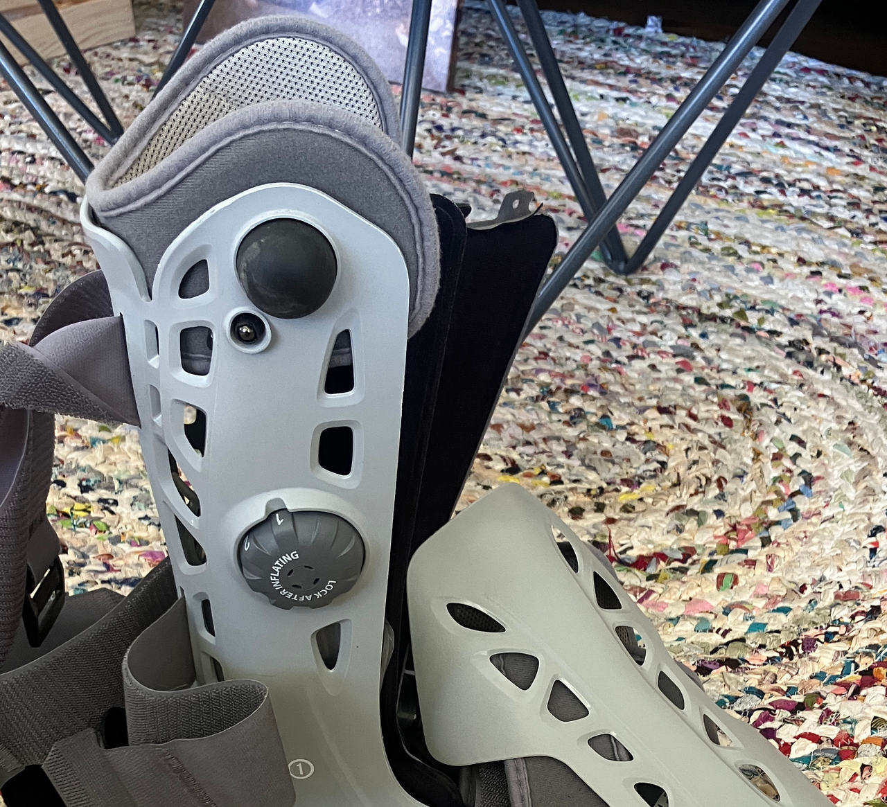 DonJoy Aircast AirSelect Walking Boot