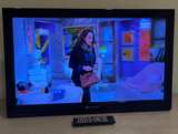 Element LED TV 32 inch With Remote Control NOT A SMART TV - Image 3