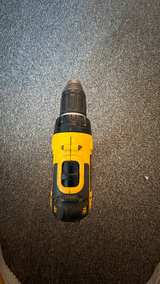 DeWALT DCD771 20V MAX Cordless Drill/Driver - Image 4