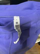 Lululemon Women's Size 4 Purple Fast Free High Rise Capri Activewear Leggings - Image 5