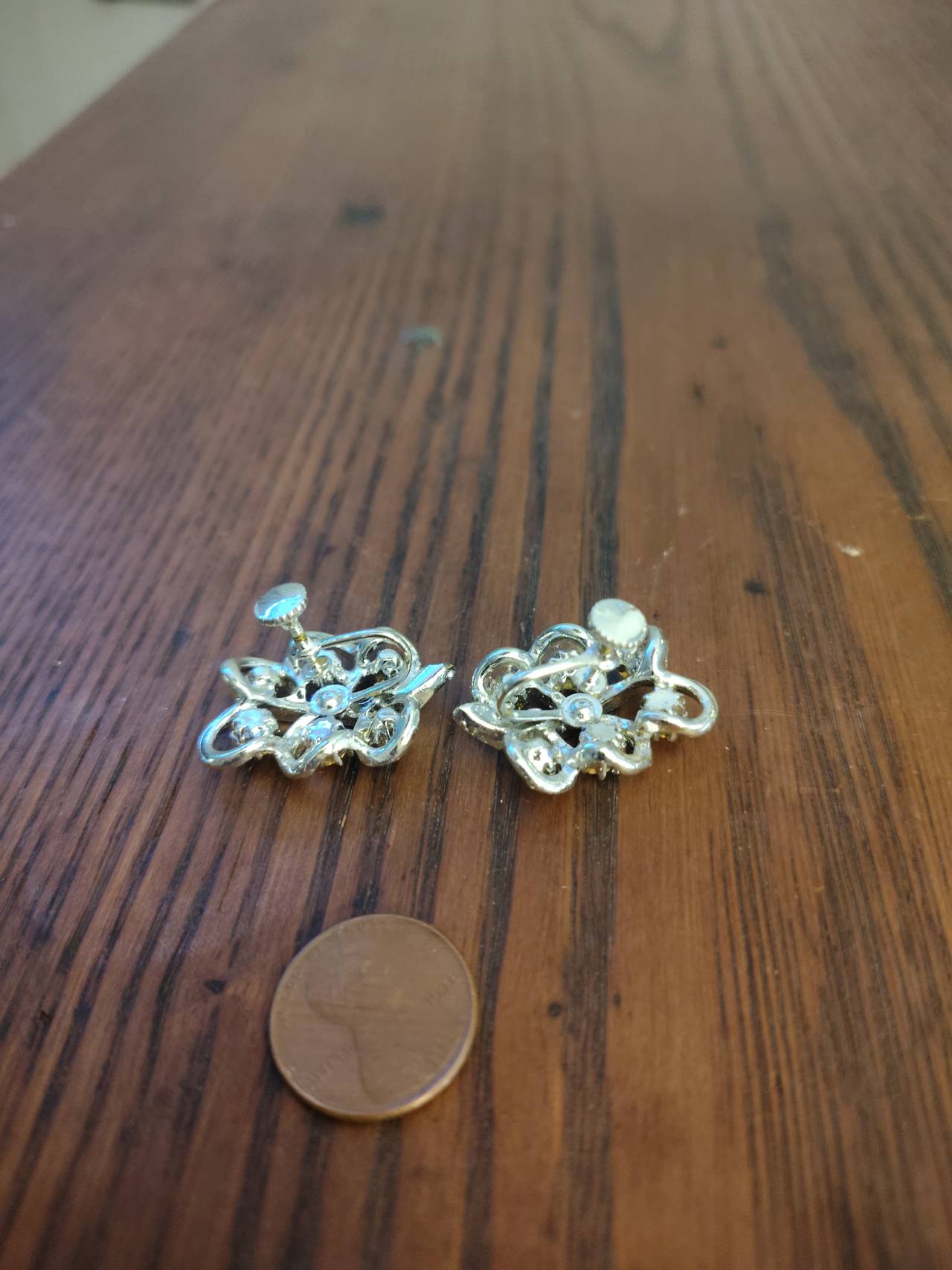 Vintage Silver-Tone Rhinestone Swirl Clip-on Earrings